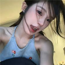 英剧《皇冠之下》